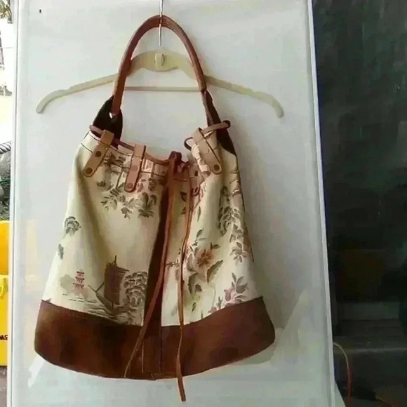 LUCKY BRAND Large Floral Drawstring Tote Handbag Boho Hobo Hippie Canvas Leather - Picture 1 of 7